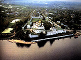 Ипатьевский монастырь основан предком Сабуровой, в браке - княгини Стриги Оболенской-Ярославовой